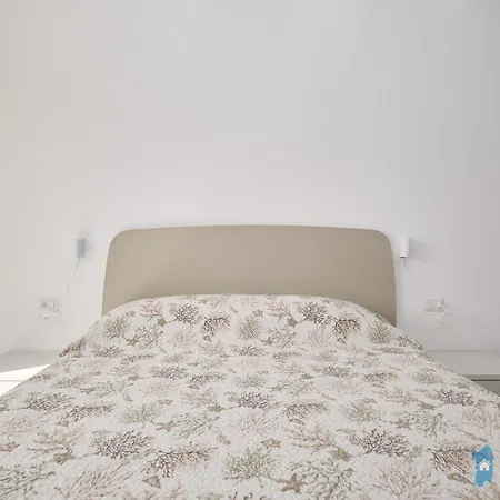 650 M By Budoniaffitti Semesterbostad